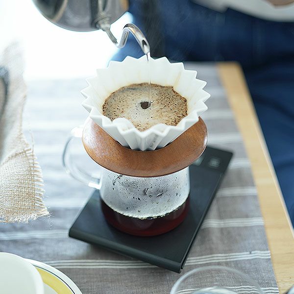 辻本珈琲 カフェインレススペシャルティコーヒー豆 / デカフェ メキシコ エル・トリウンフォ 1kg（200g×5袋）/ カフェインレス 自家焙煎 挽き方選べる 辻本珈琲で人気のおすすめコーヒーアイスコーヒー デカフェハウスブレンド[無糖]12本 自社焙煎 | 大阪府和泉市 | ふるさと納税サイト「さとふる」 辻本珈琲  カフェインレスコーヒー豆 / デカフェ ハウスブレンド 1kg（200g×5袋）/ オリジナルブレンド / アイスコーヒー用 ...
