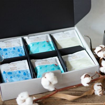 父の日に【冬季限定】<br>スノーウィンタープレミアム<br>3種36杯ギフトセット<br>WINTER winter WINTER 12杯<br>エメラルドマウンテン 12杯<br>ホワイトキャメル 12杯<br>スペシャルドリップバッグコーヒー