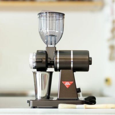 Kalita ナイスカットG（Nice cut G）プレミアムブラウン<bR>家庭用電動グラインダー　カリタ コーヒーミル　kalita<br>スペシャルティコーヒー豆100ｇおまけ付き<br>新築祝い・ご褒美に