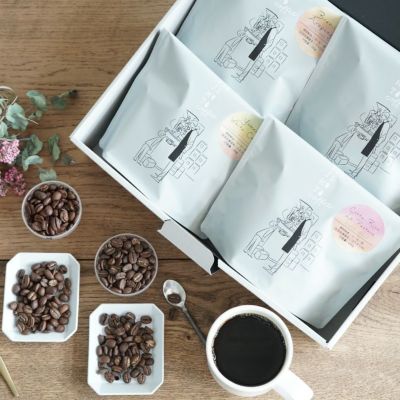 お中元に<br>スペシャルティコーヒー豆<br>4種合計800g 飲み比べギフト<br>自家焙煎 煎りたて新鮮 贈り物に